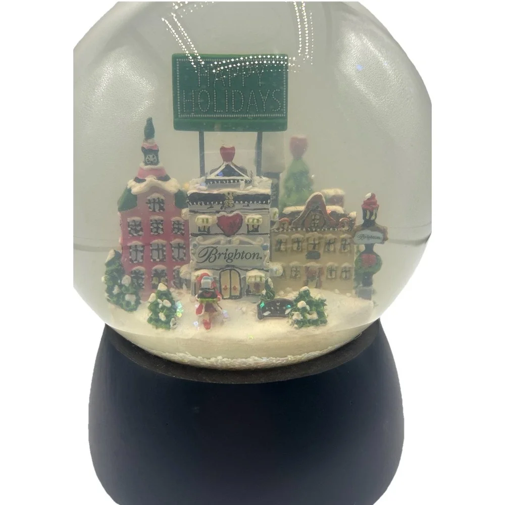 Vintage Christmas BRIGHTON VILLAGE Storyland Musical Snow Globe –‎ 